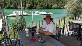 0114 21-08-2020 Restaurant Le Unique, bei Hafen La Roche, Martha