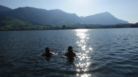 0124 09-08-2020 Abkühlung vor Steinen, Roli und Beat