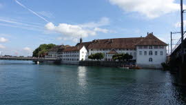 0345 12-09-2021 DB St Urs, Penelope und Dampfhans bei Anliegestelle Altes Spital