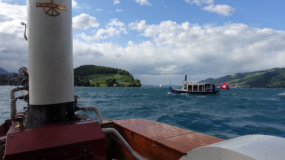 1611 11-09-2017 Wellengang bei Rückfahrt vor Spiez, DB Fünkli