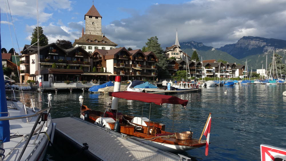 1623 11-09-2017 Liberty Belle im Hafen Spiez